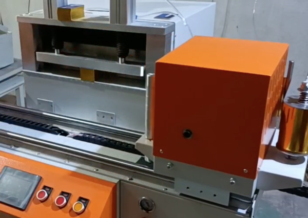 Станок для окрашивания торцов карт